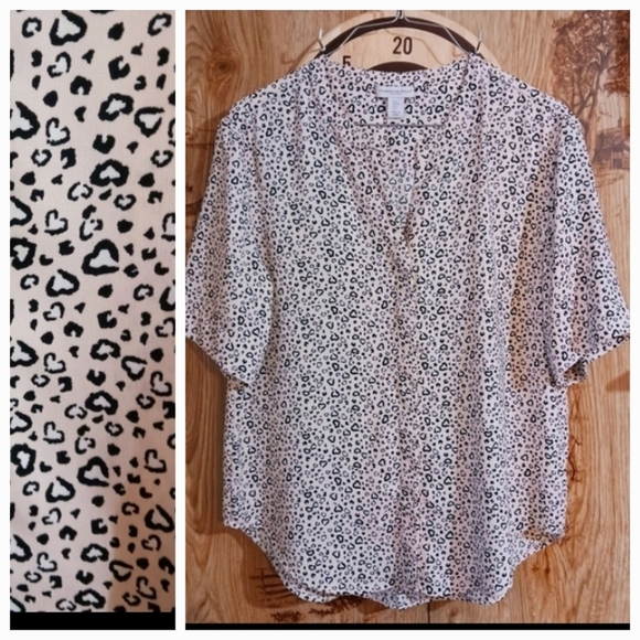 Carolina Belle Valentines Day Blush Pink Leopard Print Hearts Top - Picture 1 of 6